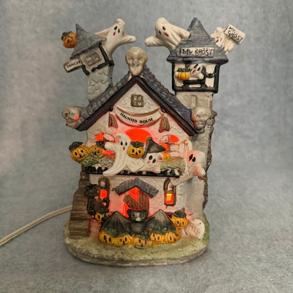 Vintage 1990s Haunted House Figurine Lighted Ceramic Ghost Bat Pumpkin Works